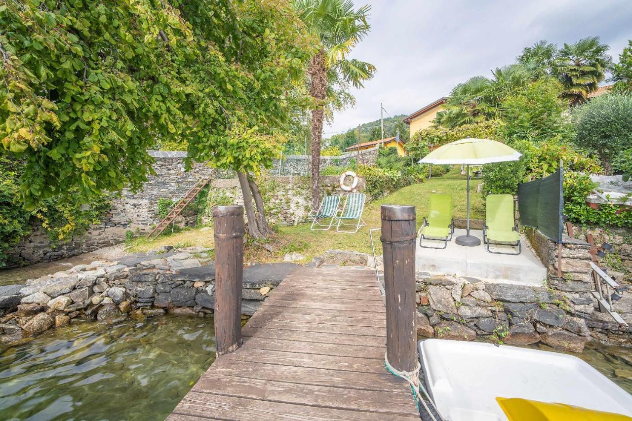 Il Glicine Appartamento Con Darsena Privata A Lago Pettenasco Eksteriør bilde
